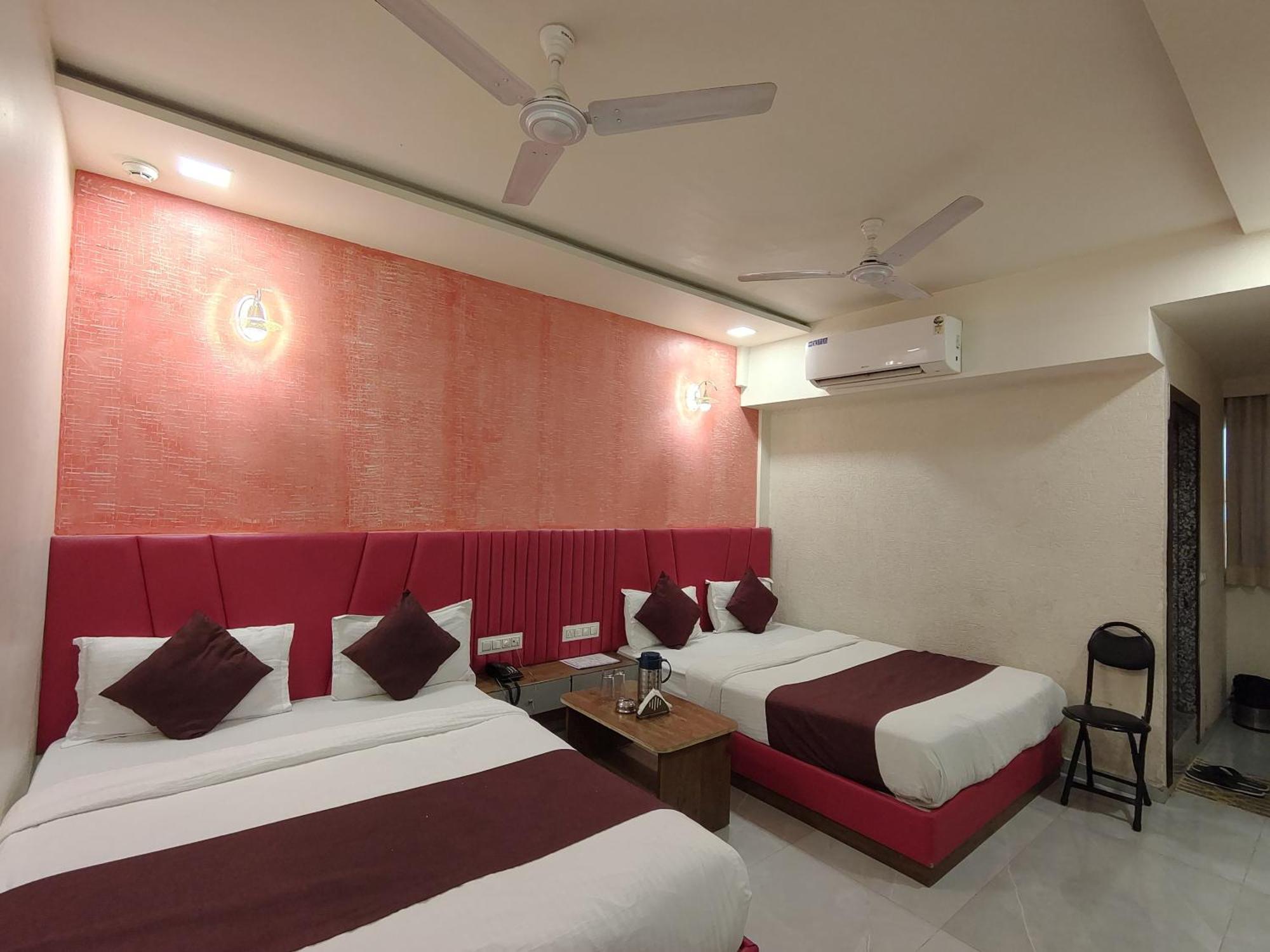 Hotel Avadh Palace, Subhash Bridge, Rto Circle, Ahmedabad Bagian luar foto
