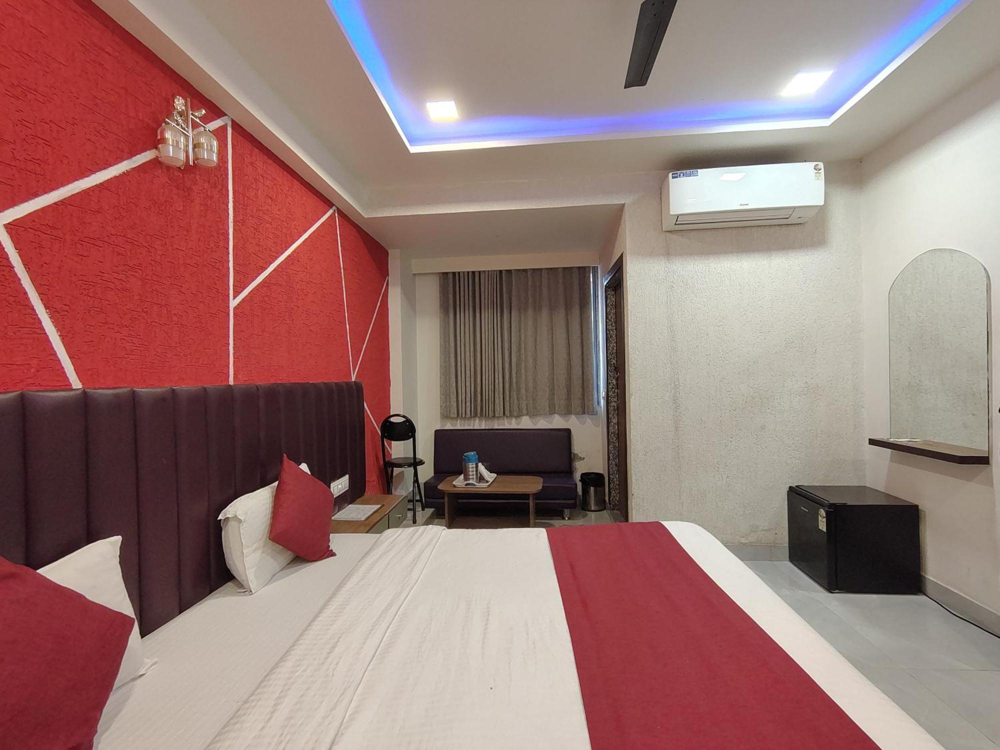 Hotel Avadh Palace, Subhash Bridge, Rto Circle, Ahmedabad Bagian luar foto