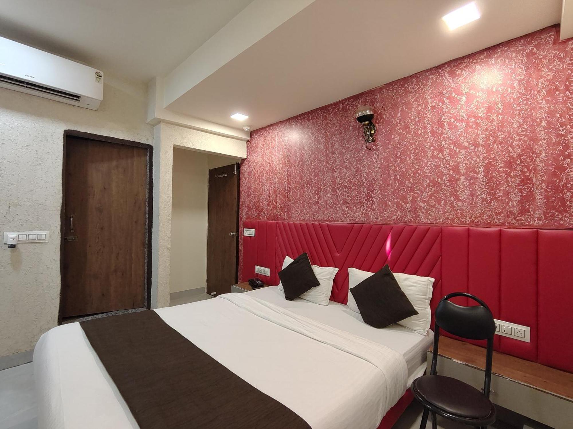 Hotel Avadh Palace, Subhash Bridge, Rto Circle, Ahmedabad Bagian luar foto